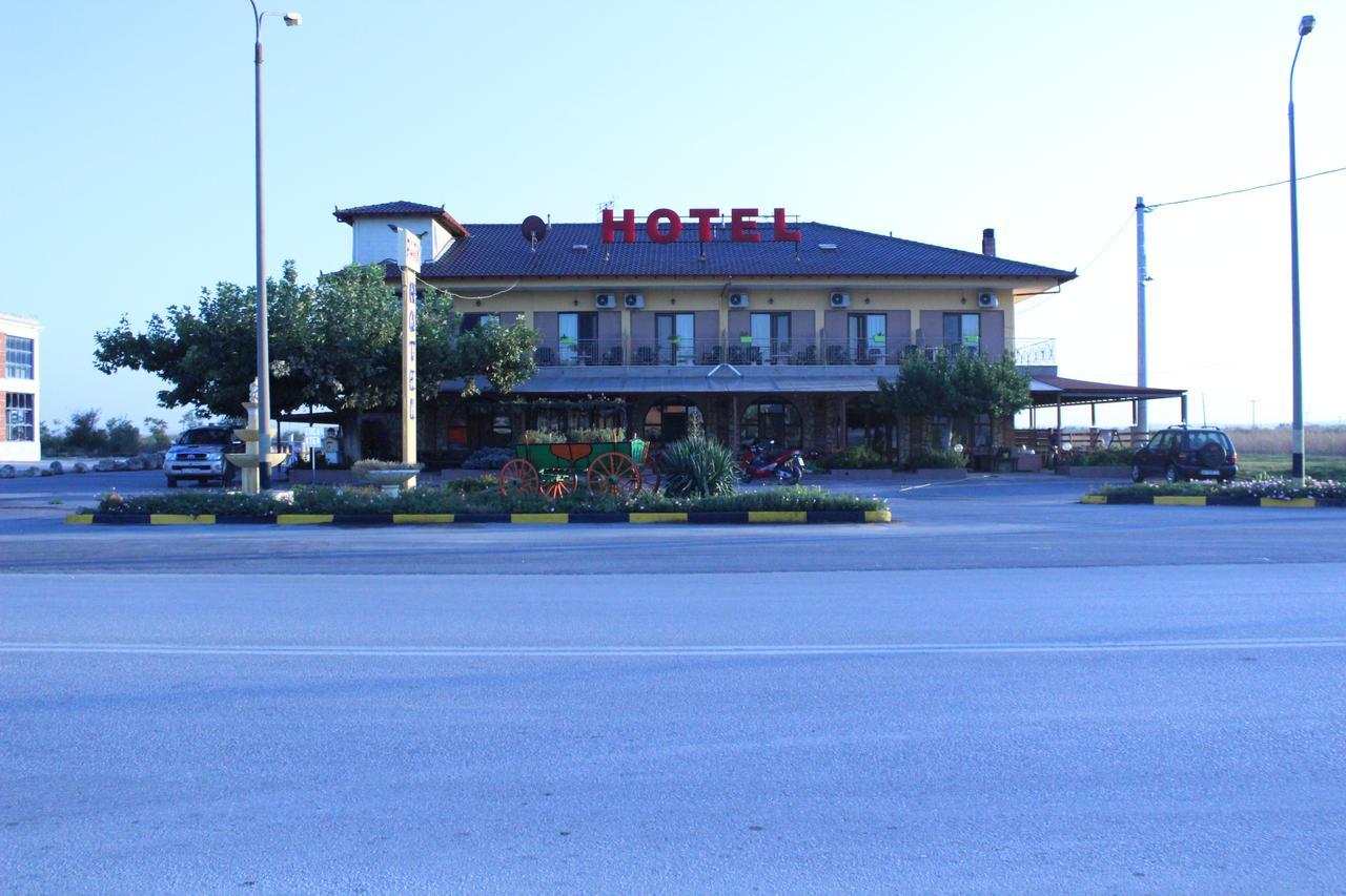 Park Hotel Поликастрон Экстерьер фото